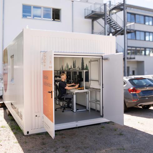 Calibración en el laboratorio móvil directamente en sus instalaciones