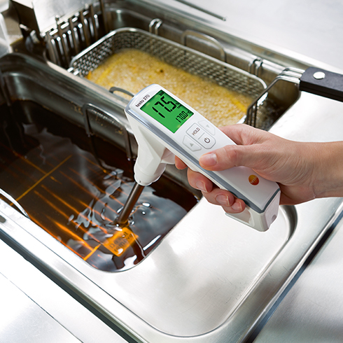 Calibración de probadores de aceite para freír Determinación del valor TPM