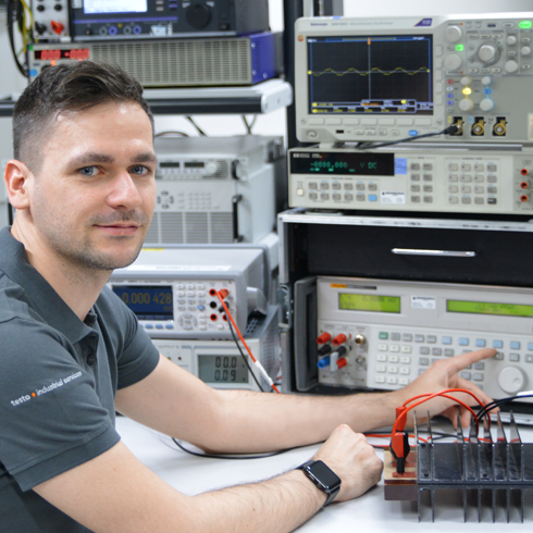 Laborkalibrierung elektrischer Prüfmittel